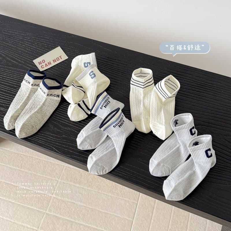 Boys Socks Spring Summer Thin Breathable Mesh Korean Ins Striped Sports Socks Casual Short Socks
