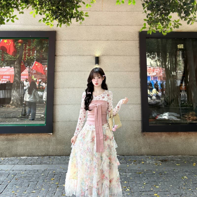2026 New Style Versatile Fashion Floral Print Long-Sleeve T-Shirt Women's Spring Slimming and Youthful Top