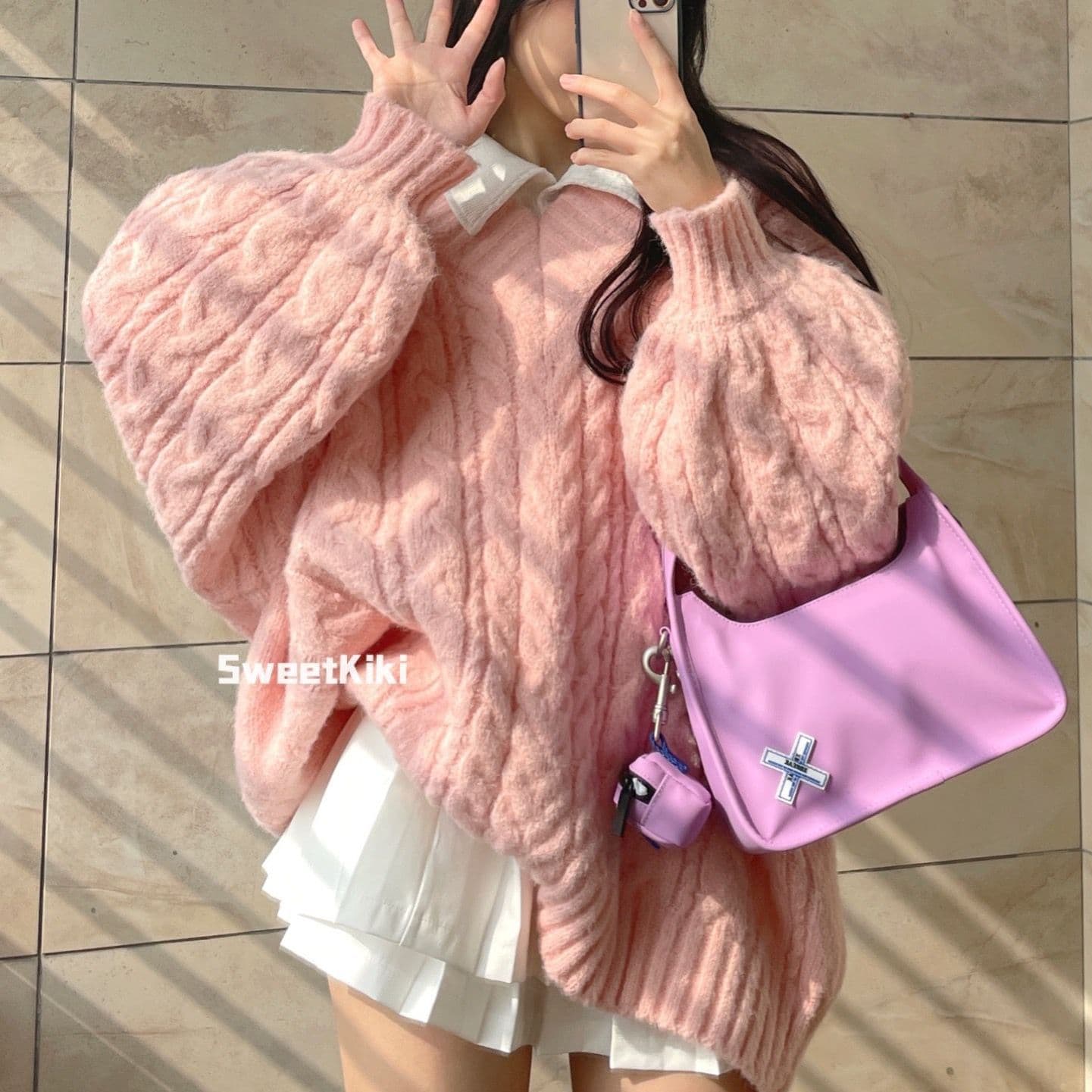 Vintage V-Neck Cable Knit Cozy Lantern Sleeve Pullover Sweater Women Autumn Winter New Loose Thickened Knit Top