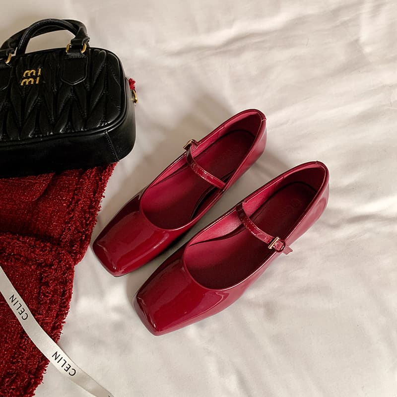 2025 New French Retro Square Toe Mary Jane Sandals with Straps, Red Patent Leather Ballet Shoes