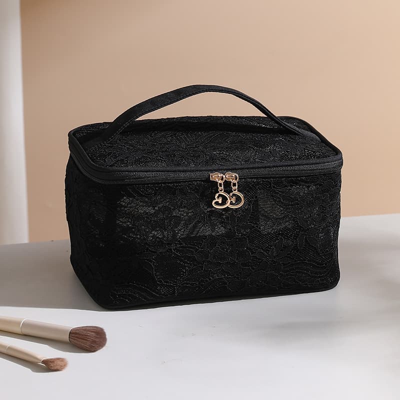 Lace Cosmetic Bag Women 2025 New Chinese Style Large Capacity Handbag Portable Travel Makeup Storage