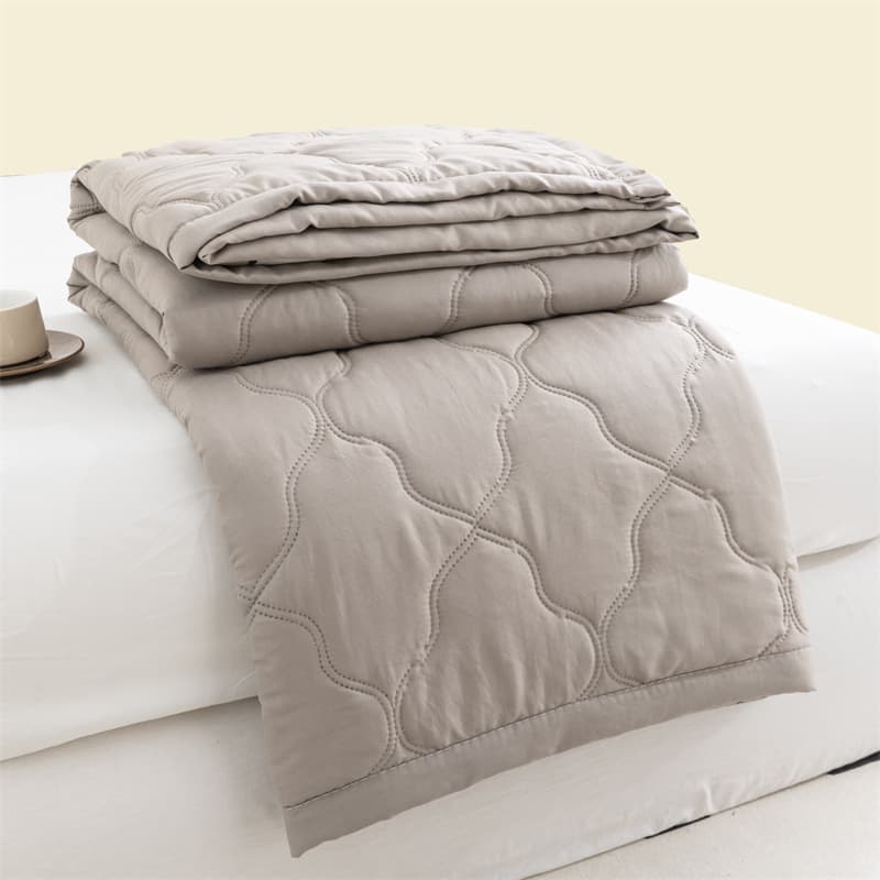 Simple Brushed Cotton Single Summer Quilt for Student Dormitories, Wholesale Skin-Friendly Washed Cotton Summer Quilt, Fresh and Light Summer Air-Conditioning Quilt