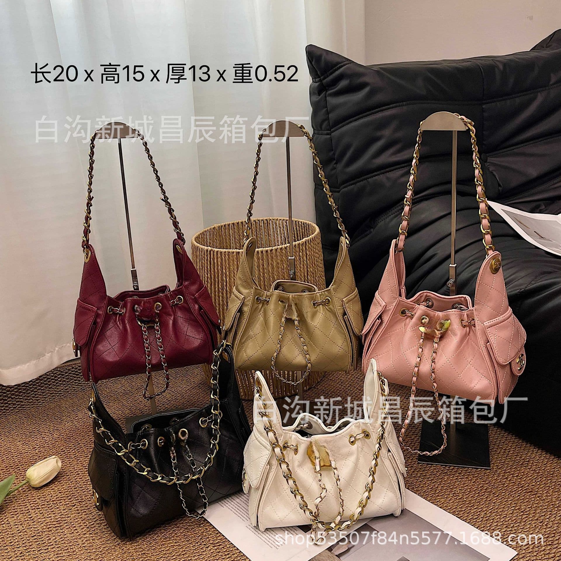 2025 New Arrival Diamond Pattern Chain Bucket Bag, Shoulder/Crossbody Style, High-End Women's Bag, Fragrant Style, Cross-Border