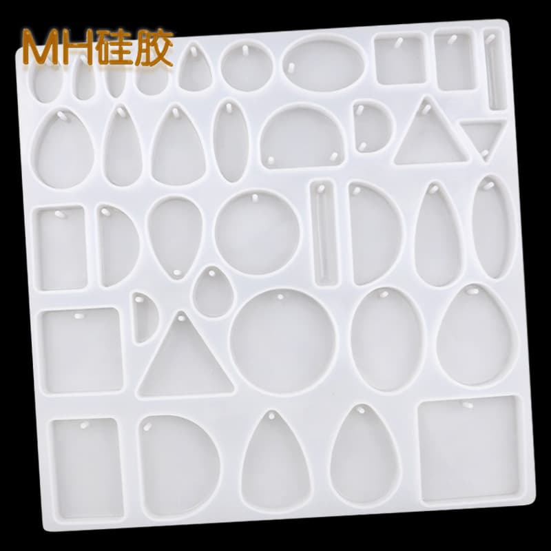 Minghao 38-link Moonstone Crystal Epoxy Mold DIY Necklace Jewelry Mold Cake Decoration Tool