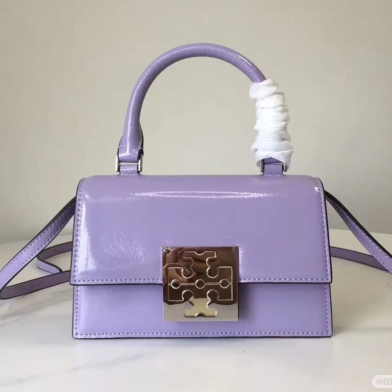 TortyBurch 2025 New Cambridge Satchel: A sophisticated shoulder bag, crossbody bag, or handbag; a versatile and trendy small square bag.