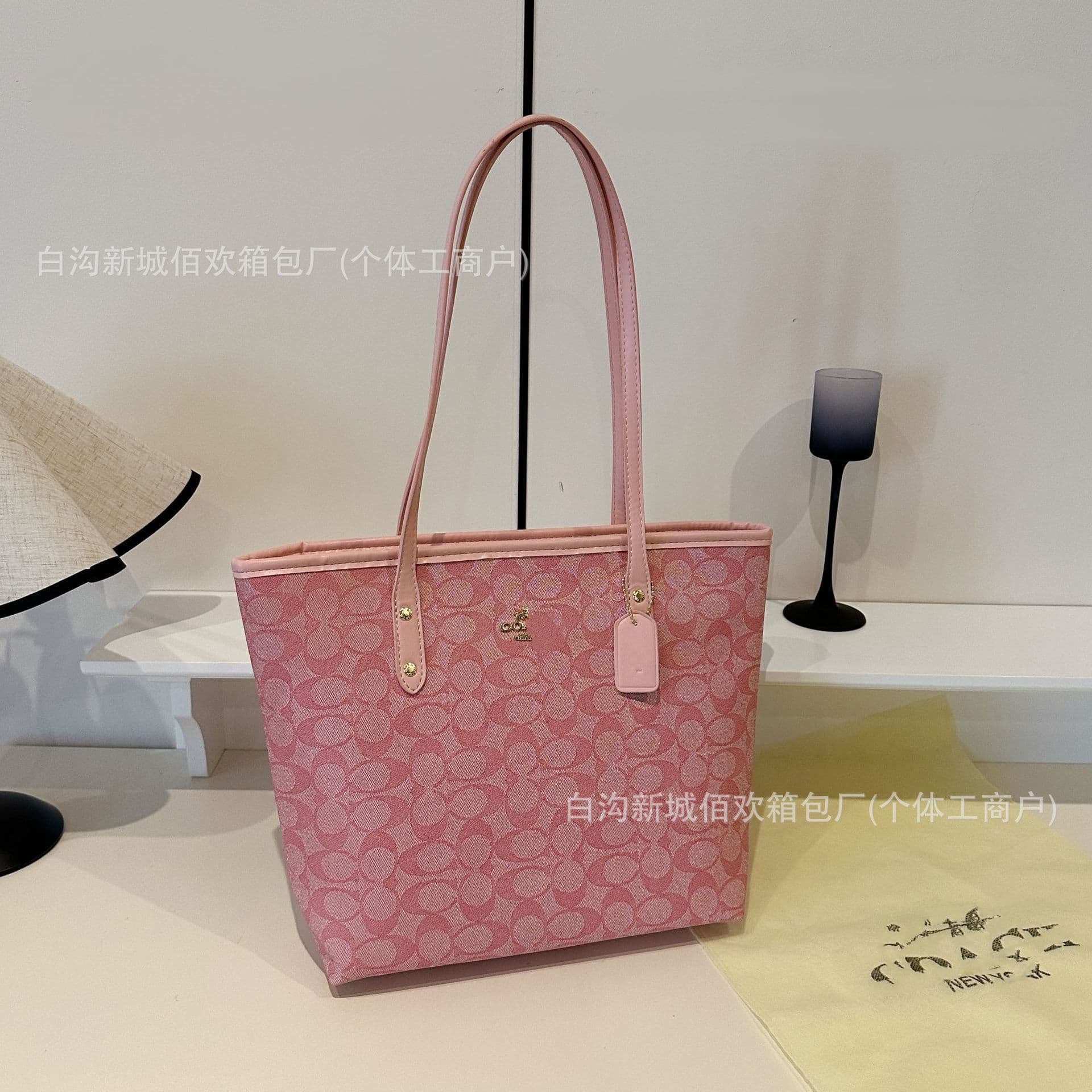 C Logo Mom Bag Large PVC Monogram 33 Large Capacity Shoulder Handbag New Fashion Tote