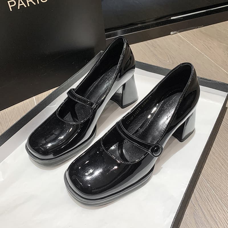 2025 Spring Summer New French Vintage Niche Design Fashion One-Strap Square Toe High Heel Mary Jane Flats Women