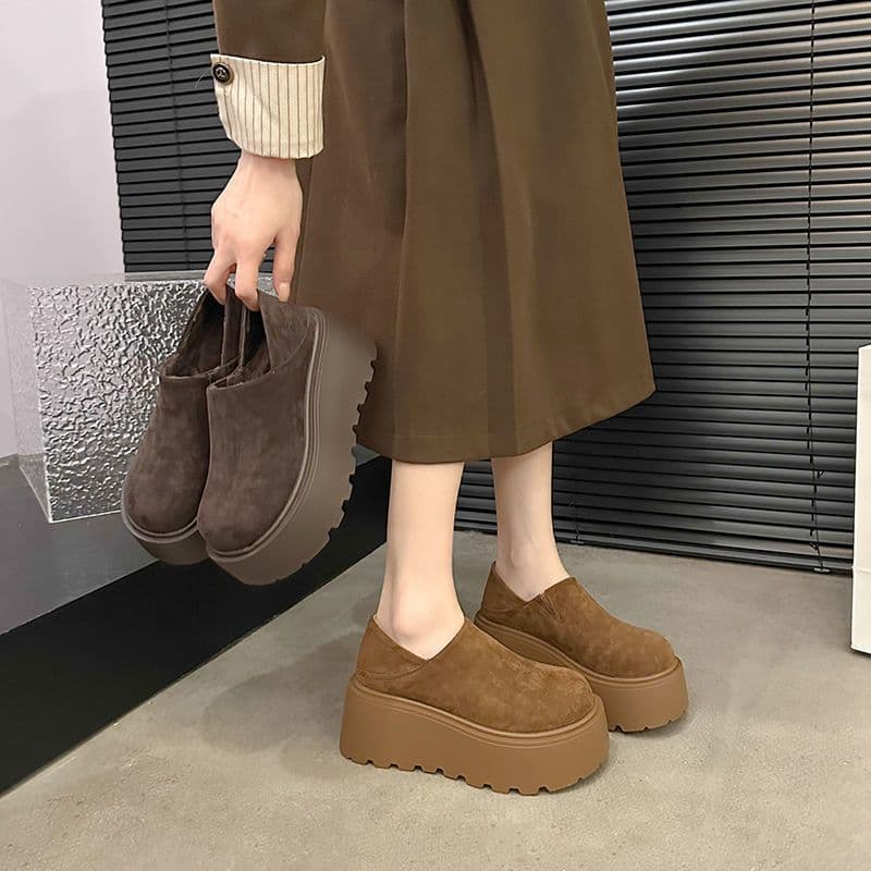 Women's height-increasing platform shoes with fleece lining, Birkenstock closed-toe half-length slippers, retro two-way cotton shoes, 2025 autumn/winter new style.