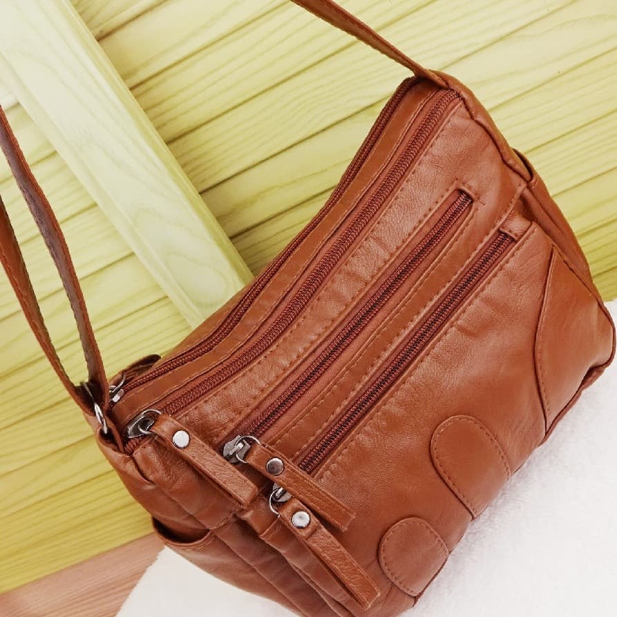 Washed Leather Bag Middle-Aged and Elderly Women's Messenger Bag Mother Old Lady Bag Lightweight Soft Surface Grandma Small Bag 5 Layers