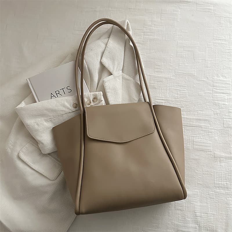 Tote Bag Trend 2026 Spring New Large Capacity Shoulder Bag Women Office Commute Simple Lightweight Handbag