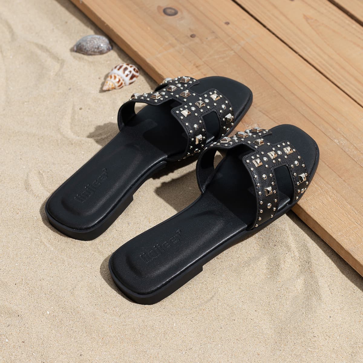 Crystal Rhinestone Slide Sandals Women 2026 New Summer Fashion Flat Beach Travel Slippers