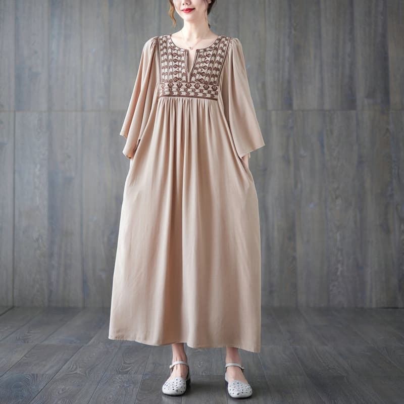 Real Shot New Embroidery Artistic Temperament Loose Ethnic Holiday Style Embroidery Ruffled Sleeve plus size Over-the-knee dress