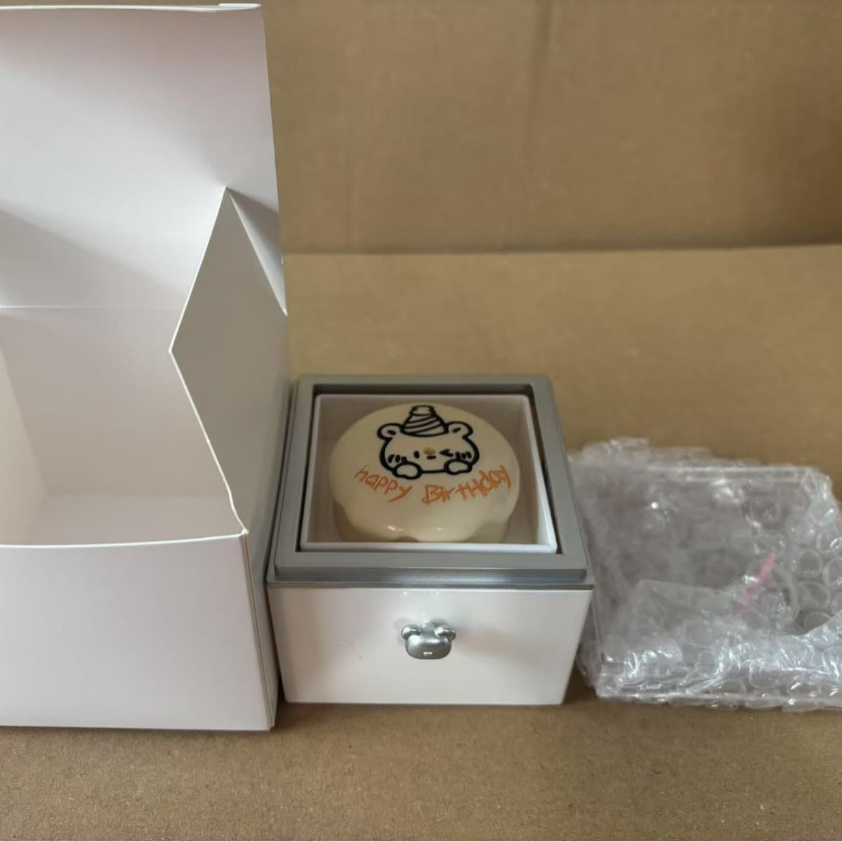 Automatic Rotating Ring Box Surprise Flip-Up Gift for Girlfriend Iloveyou Qixi Birthday Gift Bracelet Ring Box