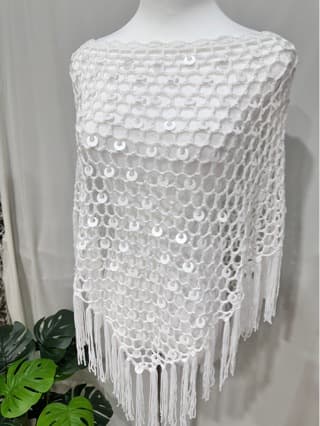 2025 European and American handmade sequined woven triangle scarf, cross-border fashion vacation tassel off-shoulder shawl cape