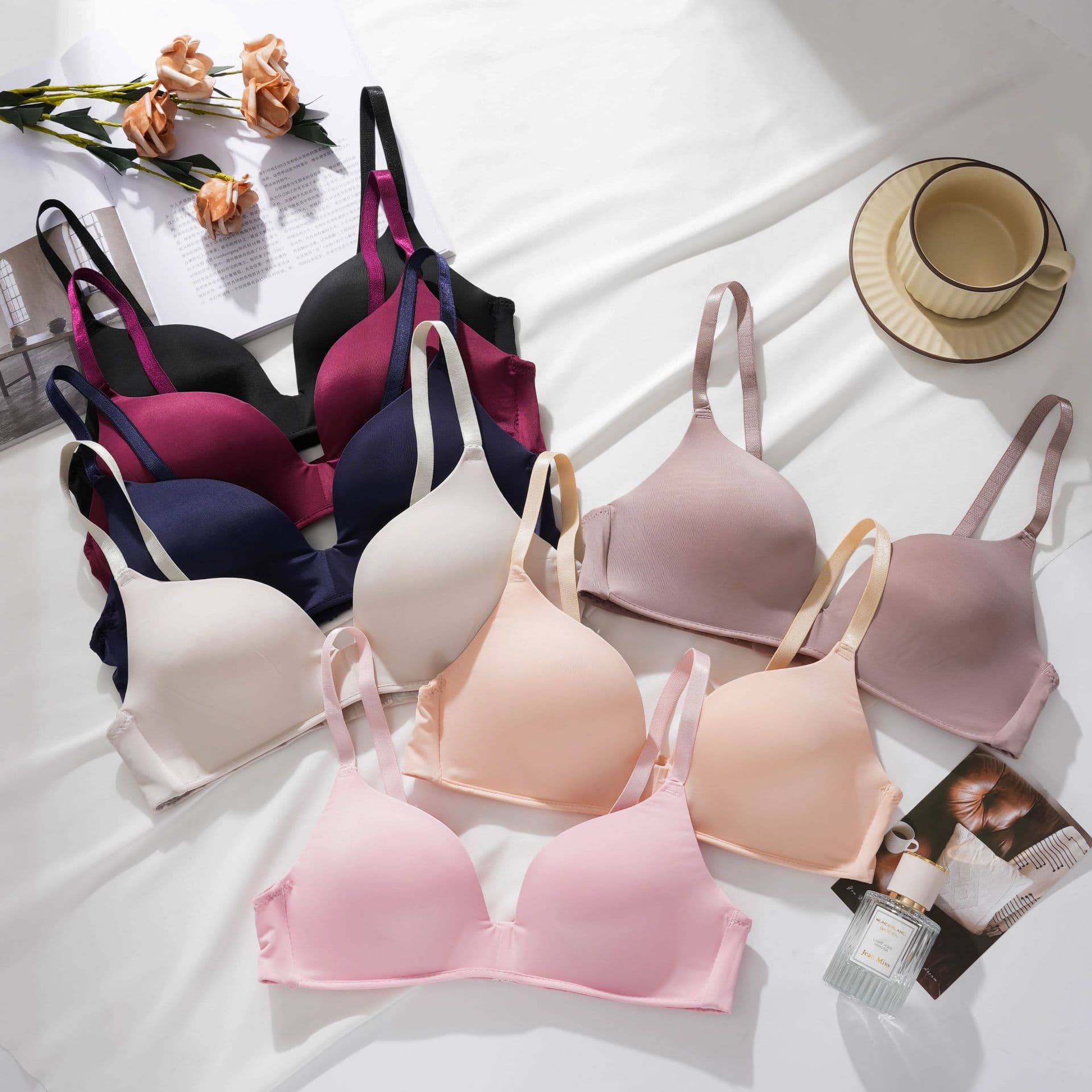 Solid Glossy Women's Bra, Push-Up Seamless Student Bra, Thin, Breathable, Comfortable, Wire-Free Bra