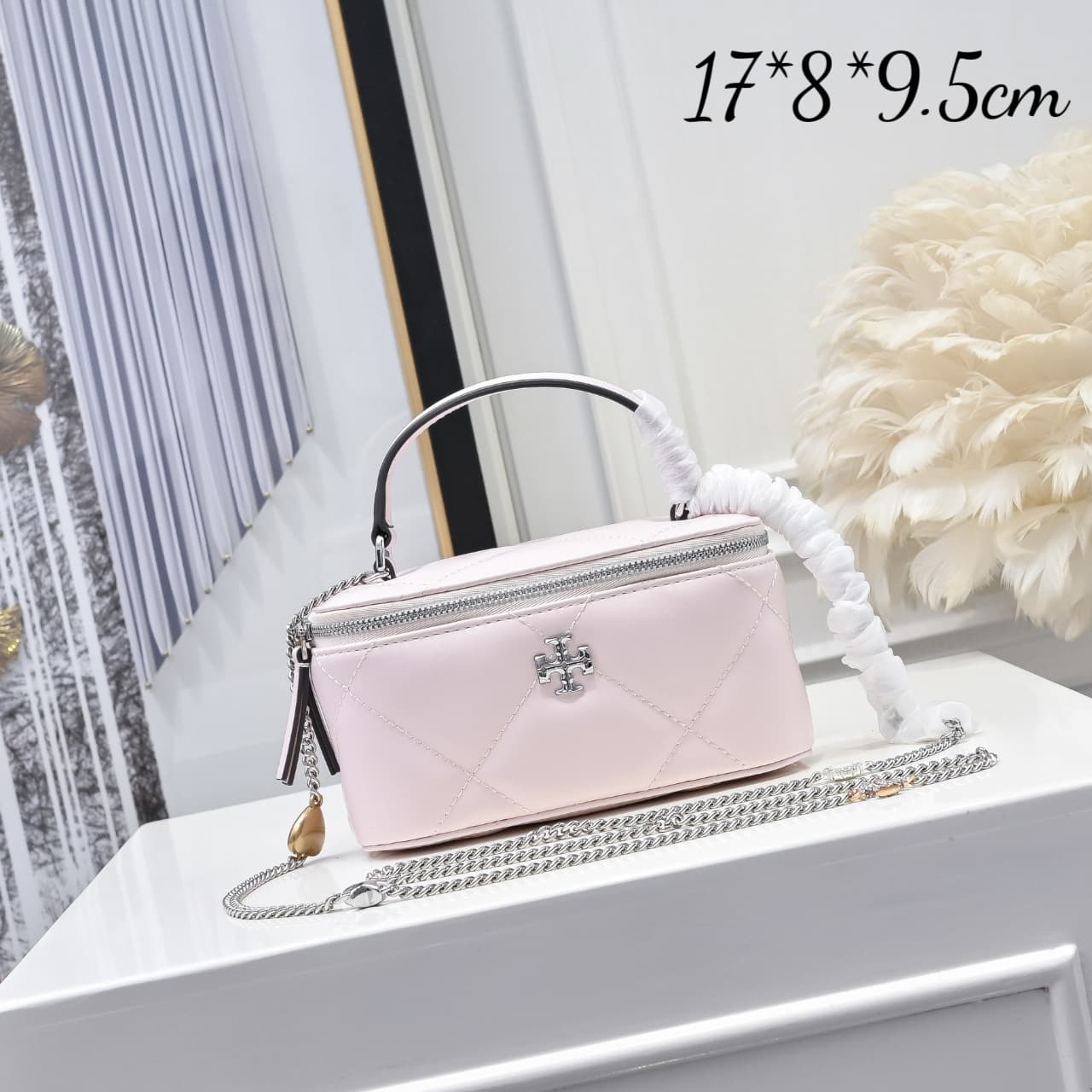 2026 New Women's Makeup Box Bag TB Tote Handbag Crossbody Quilted Lambskin Square Bag