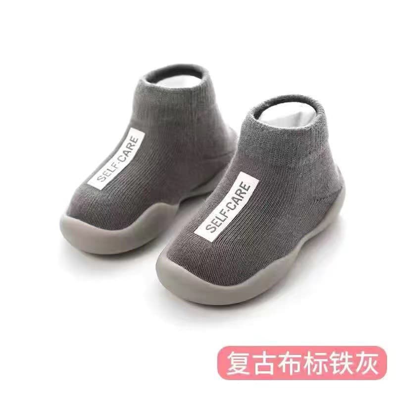 Baby walking shoes, spring and autumn style, soft sole, non-slip, summer baby shoes, indoor children's floor socks, wholesale for infants and toddlers.