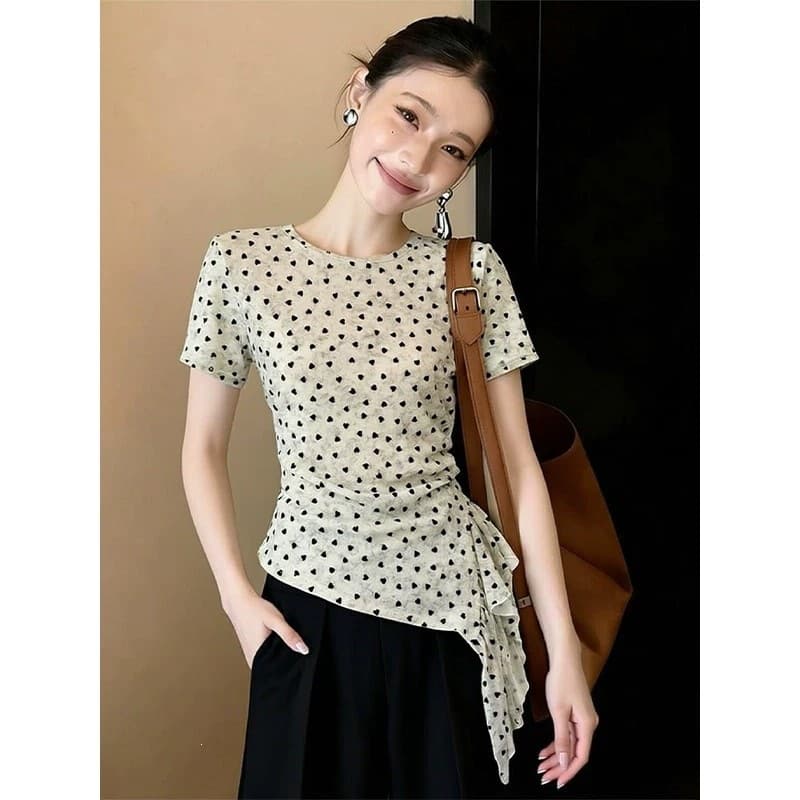 Korean-Style Versatile Polka Dot Short-Sleeve T-Shirt with Exquisite Design, Summer Asymmetrical Hem, Waist-Cinching, Slimming, and Elegant Top