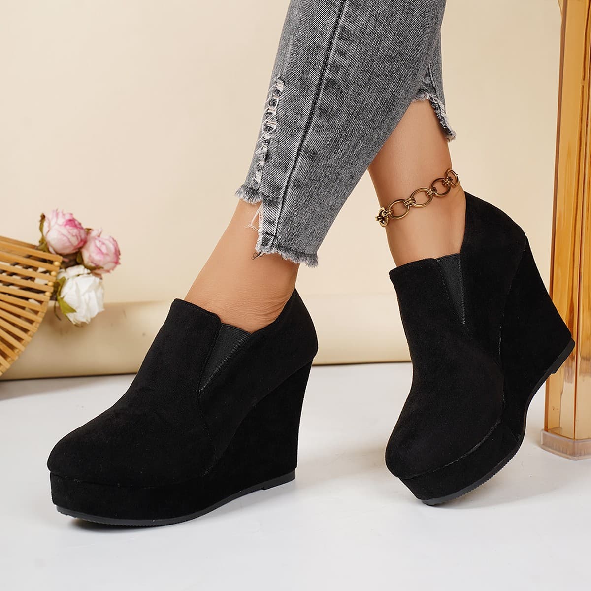 Suede Cross-Border Wedge Heel Single Shoes for Women, 2026 Spring Export European and American Slip-On Platform Thick Sole Deep Mouth Single Shoes Wholesale