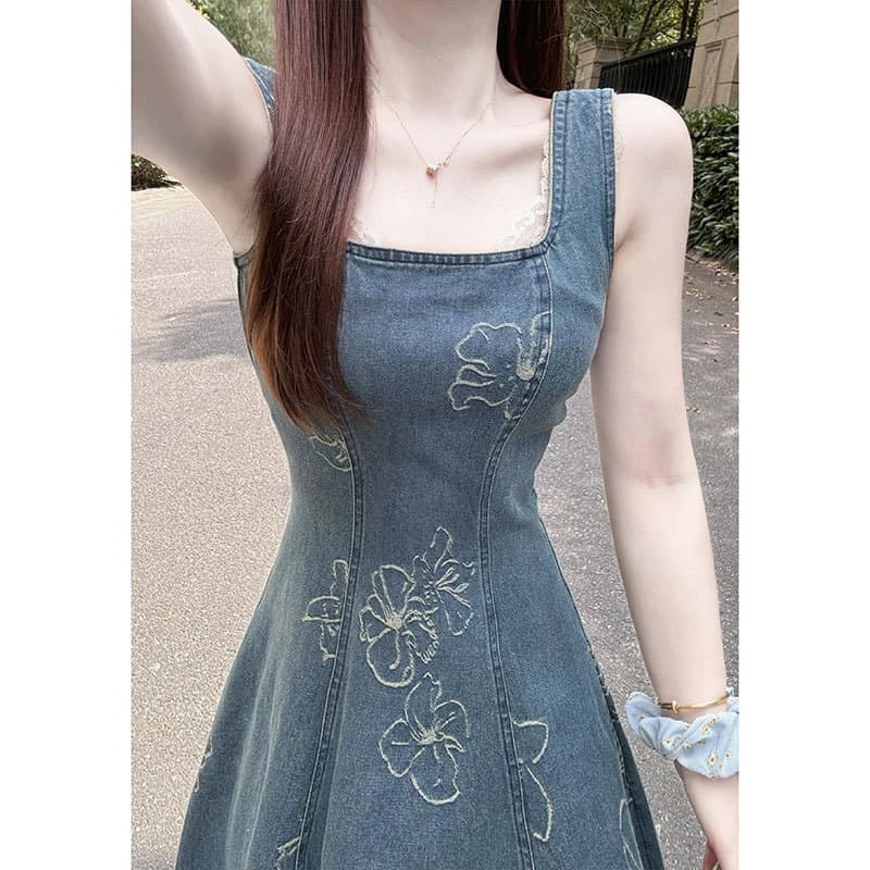 French Vintage Denim Embroidered Design Dress Summer New A-Line Waist Slimming Long Dress