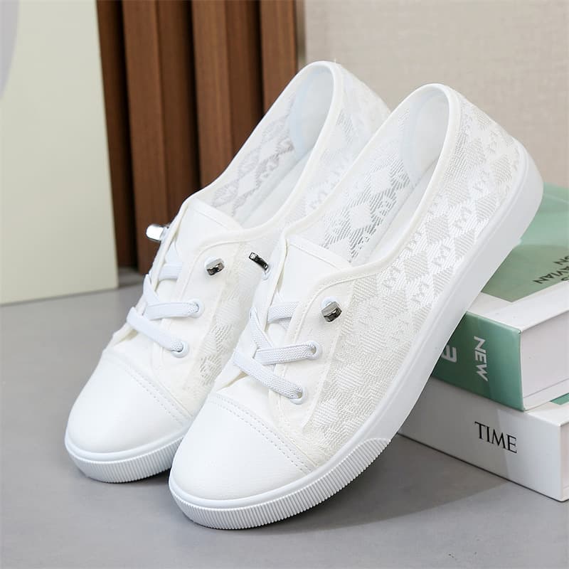 Women's plus-size cross-border mesh shoes, 2026 spring/summer new style, old Beijing cloth shoes, student breathable sneakers, casual white shoes.