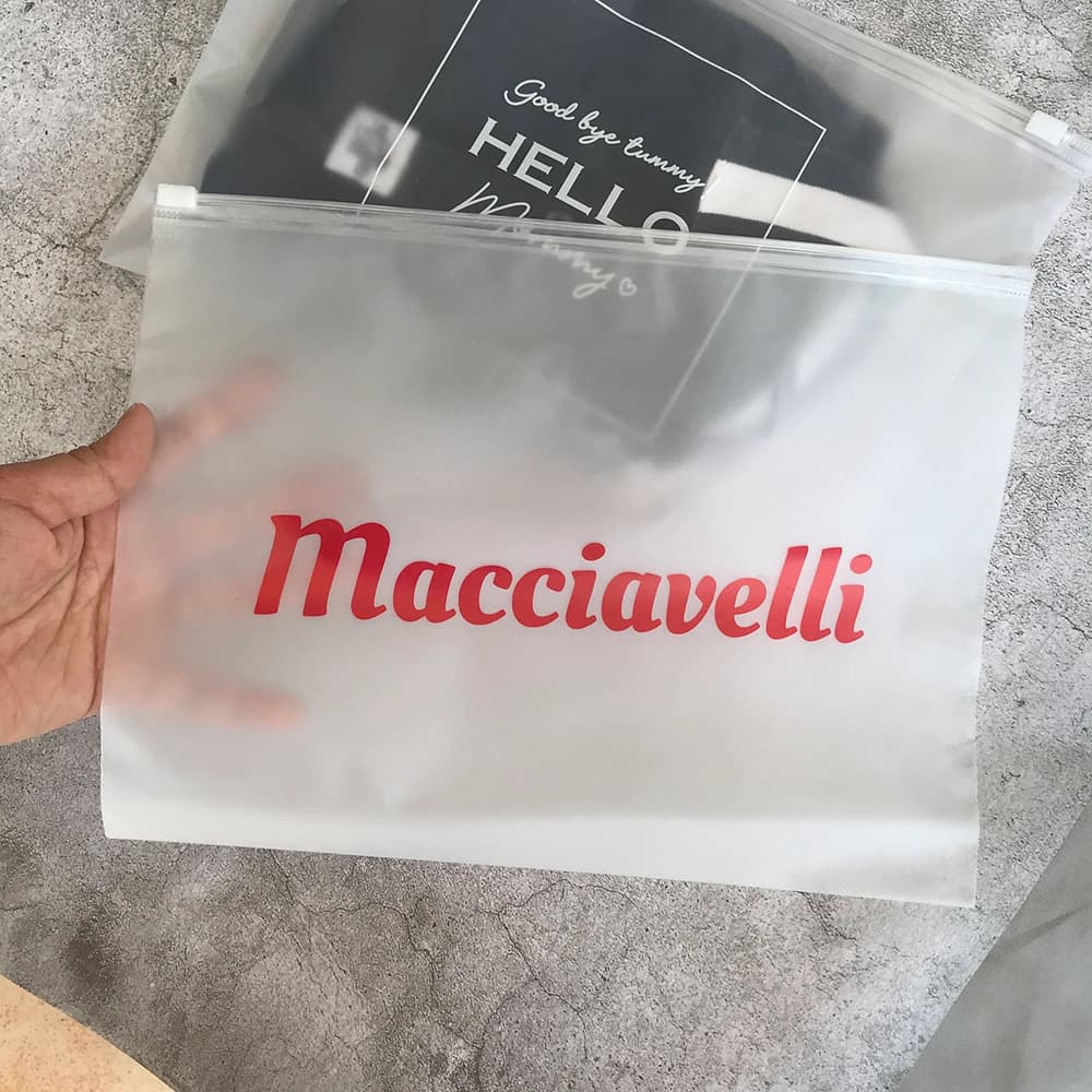 EVA Garment Zipper Bag Frosted CPE Transparent Underwear Universal Packaging Bag Storage Resealable Bag Custom Printed Logo