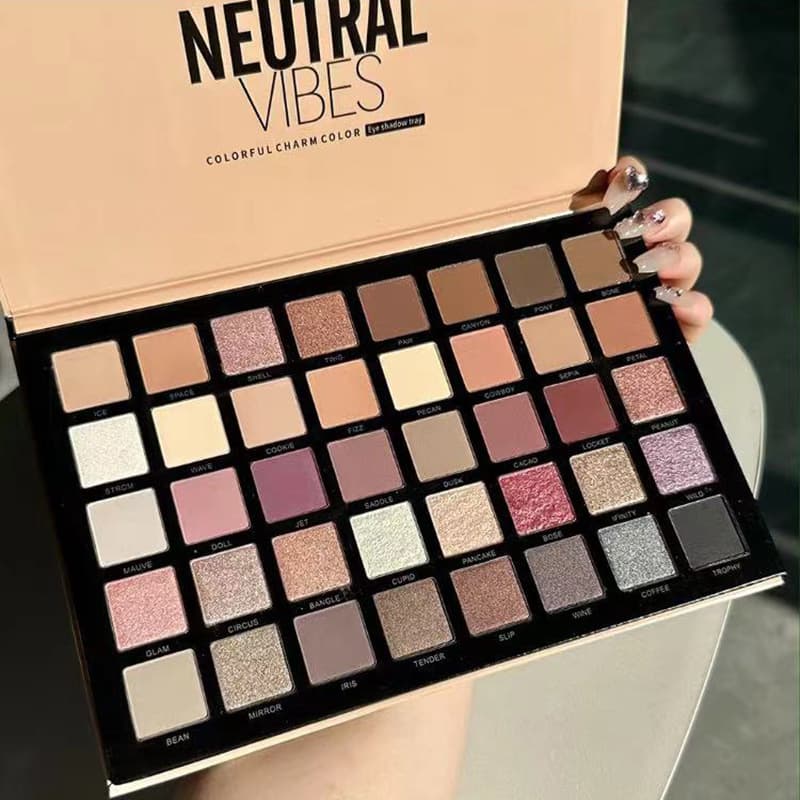 BEAUTYGLAZED 40-Color Eyeshadow Palette Matte Shimmer Highlighter Contour