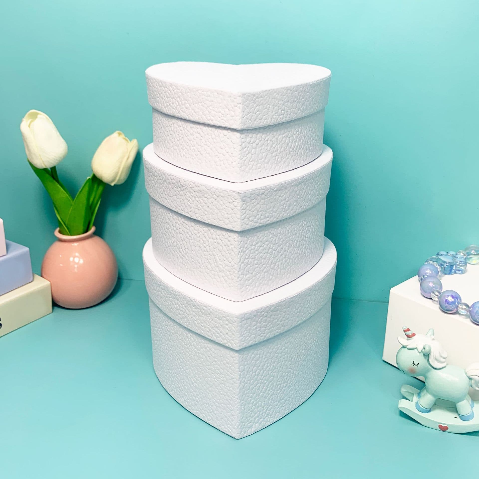 Yiyu Cross-border White Textured 3-Heart Flower and Chocolate Valentine's Day Gift Box (520 Gift Box)