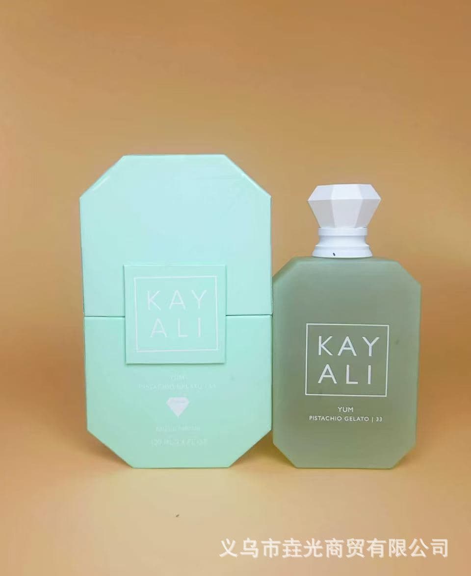 Lattafa series perfumes from Dubai, Arabia, are exclusively supplied to foreign trade companies, offering cross-border wholesale and retail options.