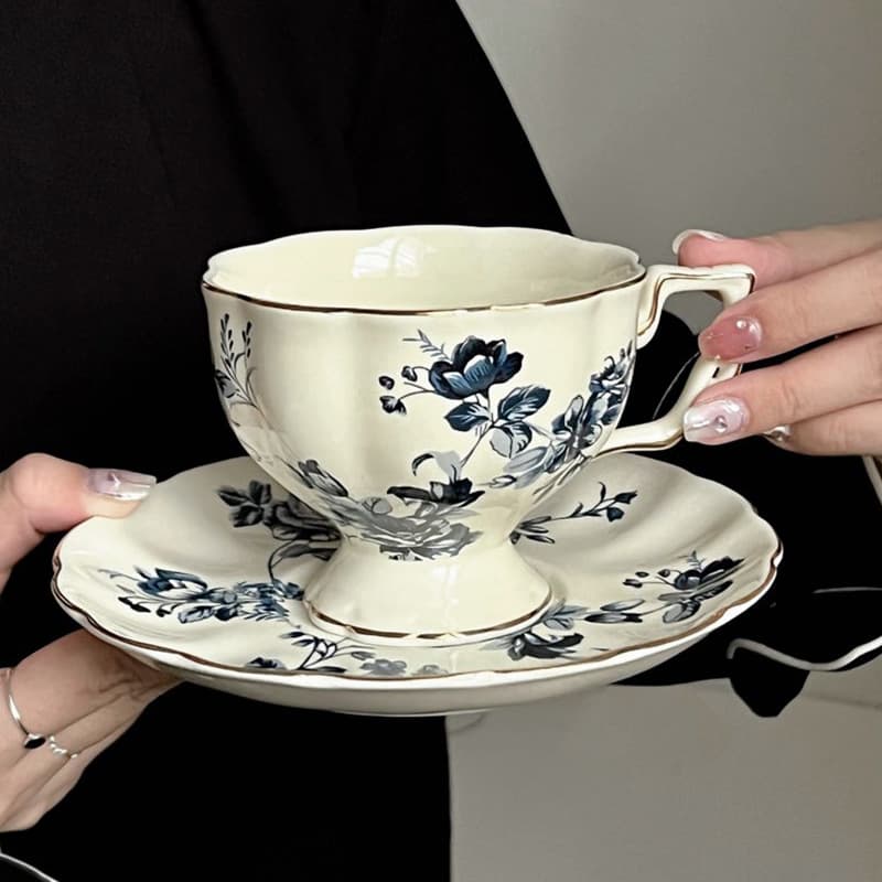 Chubbycat Azure Blue Rainy Retro Romantic Afternoon Tea Cup Coffee Cup and Saucer Set Vintage Ceramic Cup