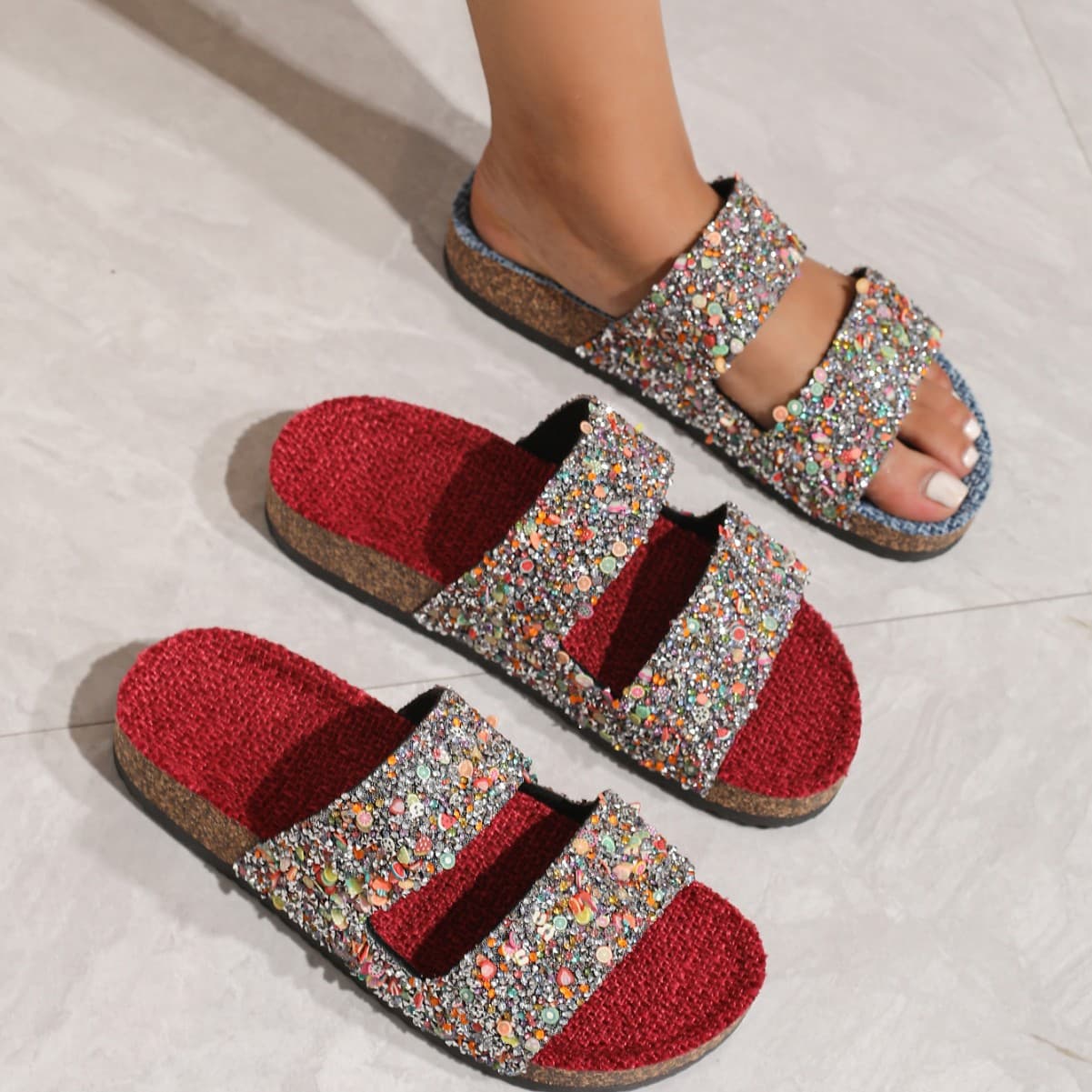 New cross-border fashion brick-patterned thick-soled slippers for women, spring and summer casual home sandals, non-slip and wear-resistant flat slippers.