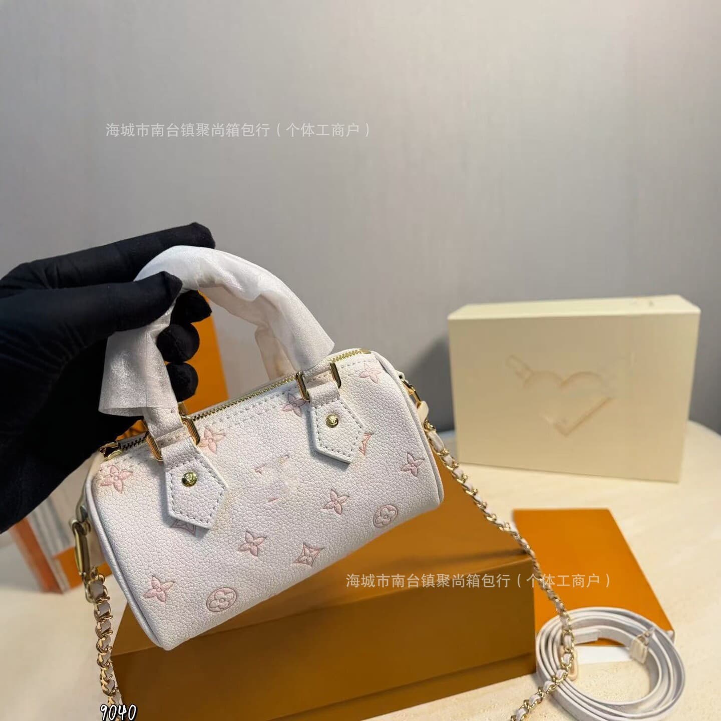 2026 New M Brand Women's Mini Pillow Bag Genuine Leather Handbag Crossbody Bag High-End Monogram Chain Bag