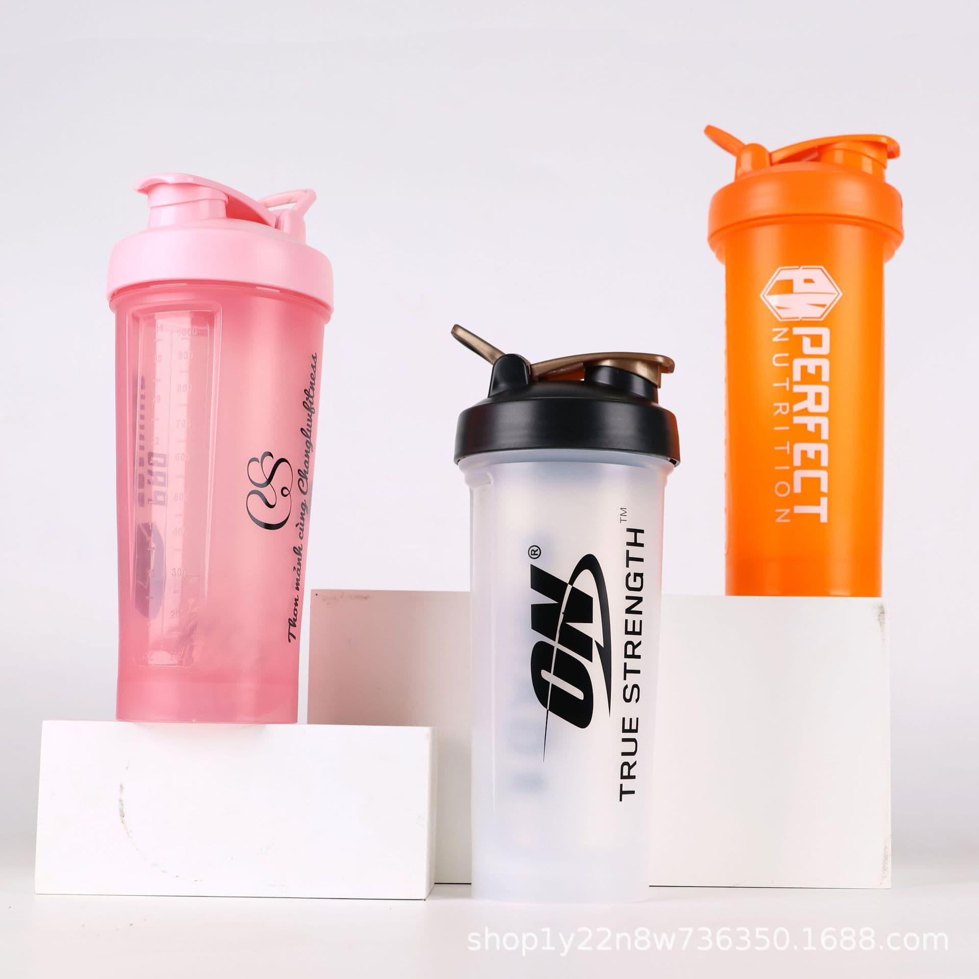 In Stock 1000ml Super Large Capacity PP Material Shaker Cup Sports Water Bottle Logo Gym Protein Powder Milkshake Cup