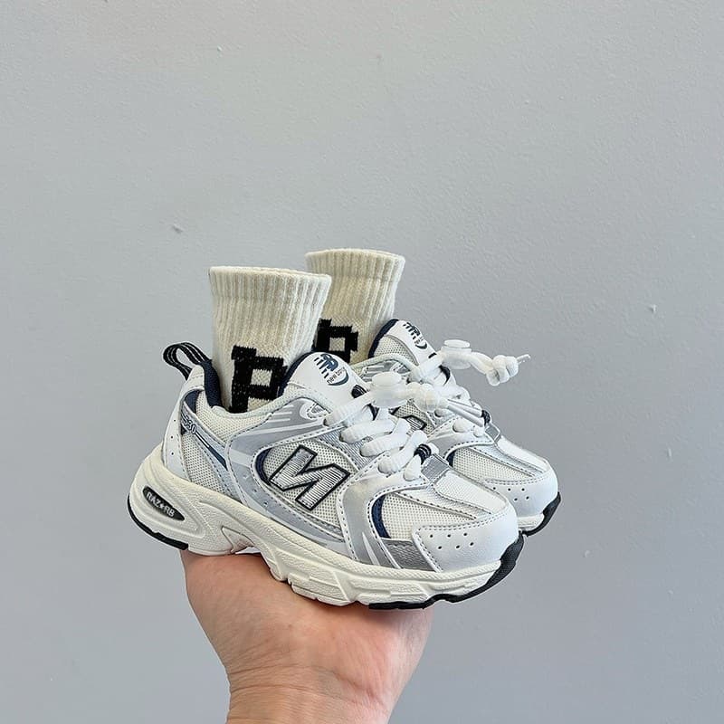 Kids Breathable Mesh Shoes 2026 Autumn New Girls Rotation Button White Shoes Boys Lightweight Dad Shoes