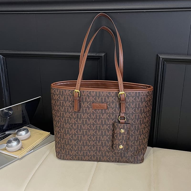 Large Capacity Women's Bag 2026 New Light Luxury Bag Women's Shoulder Crossbody Fashion Versatile Tote Vintage Bag