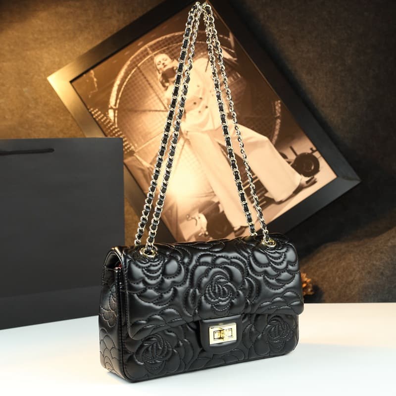2025 Chanel-Style Camellia High-Quality Genuine Leather Quilted Women's Bag with Chain Strap, Shoulder and Crossbody Bag