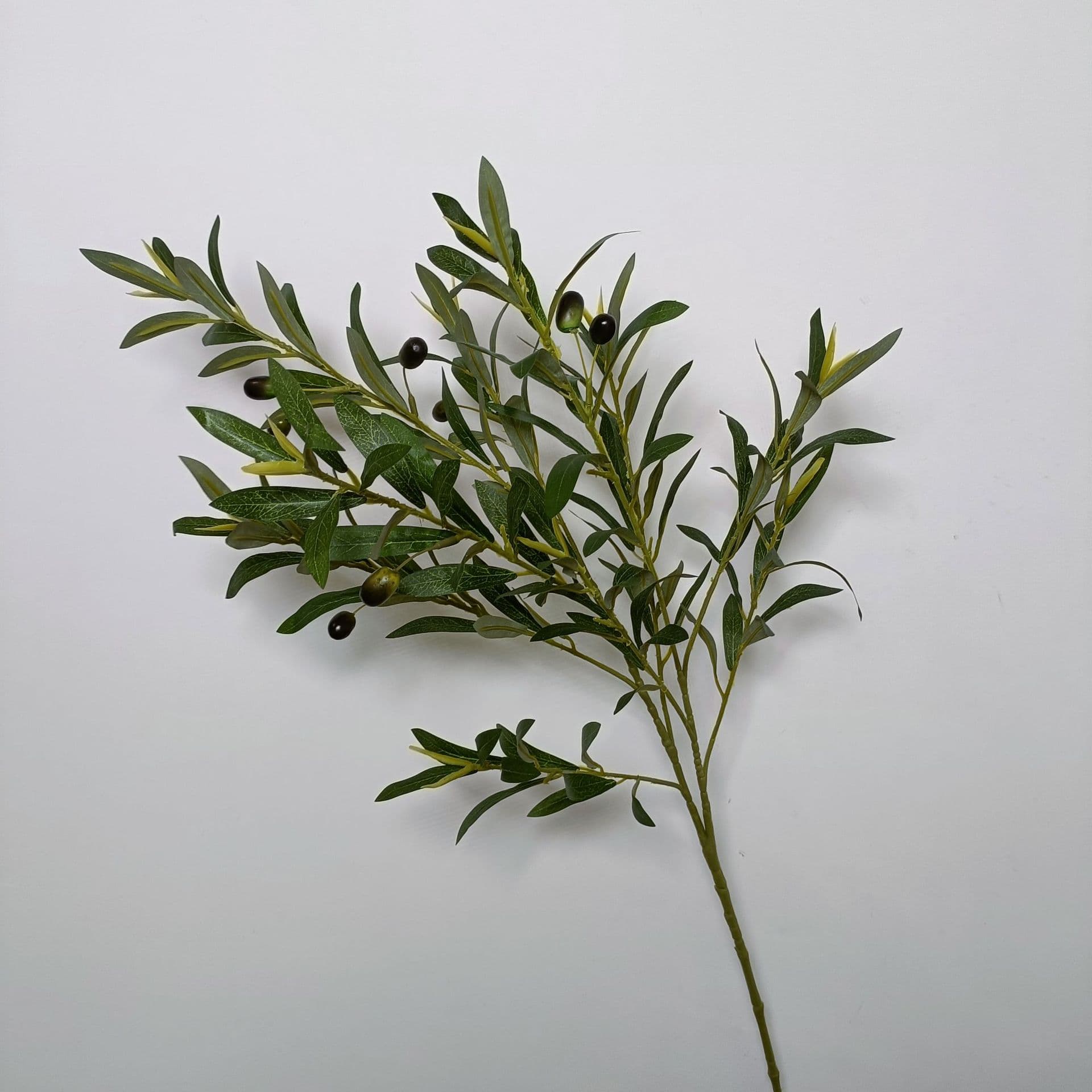 DaMei Crafts presents artificial olive branches and leaves, green plants, tall artificial flowers, home floral materials, and decorative greenery.