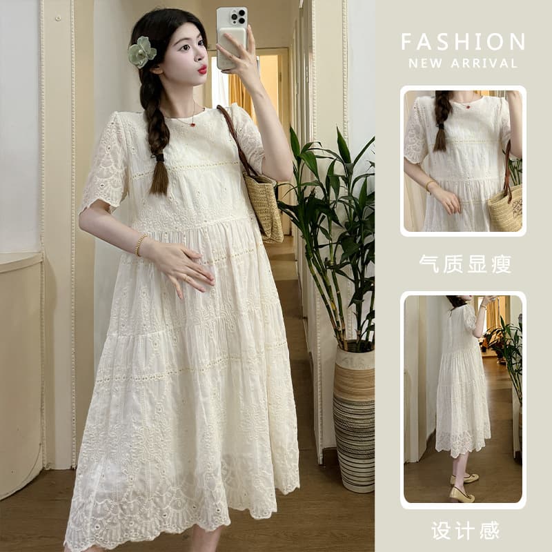 Real photos of a new 2025 summer collection of maternity chiffon embroidered dresses, loose fit, slimming, elegant and fairy-like.