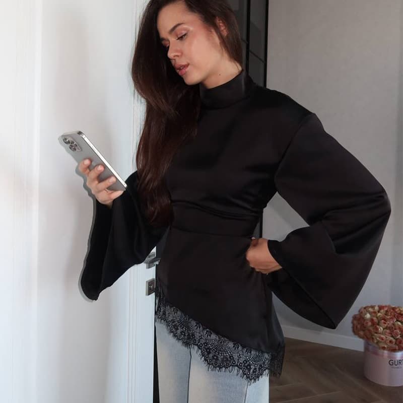 European and American Cross-Border Women's Spring 2026 New Arrival Elegant Round Neck Solid Color Irregular Lace Hem Long Sleeve T-Shirt