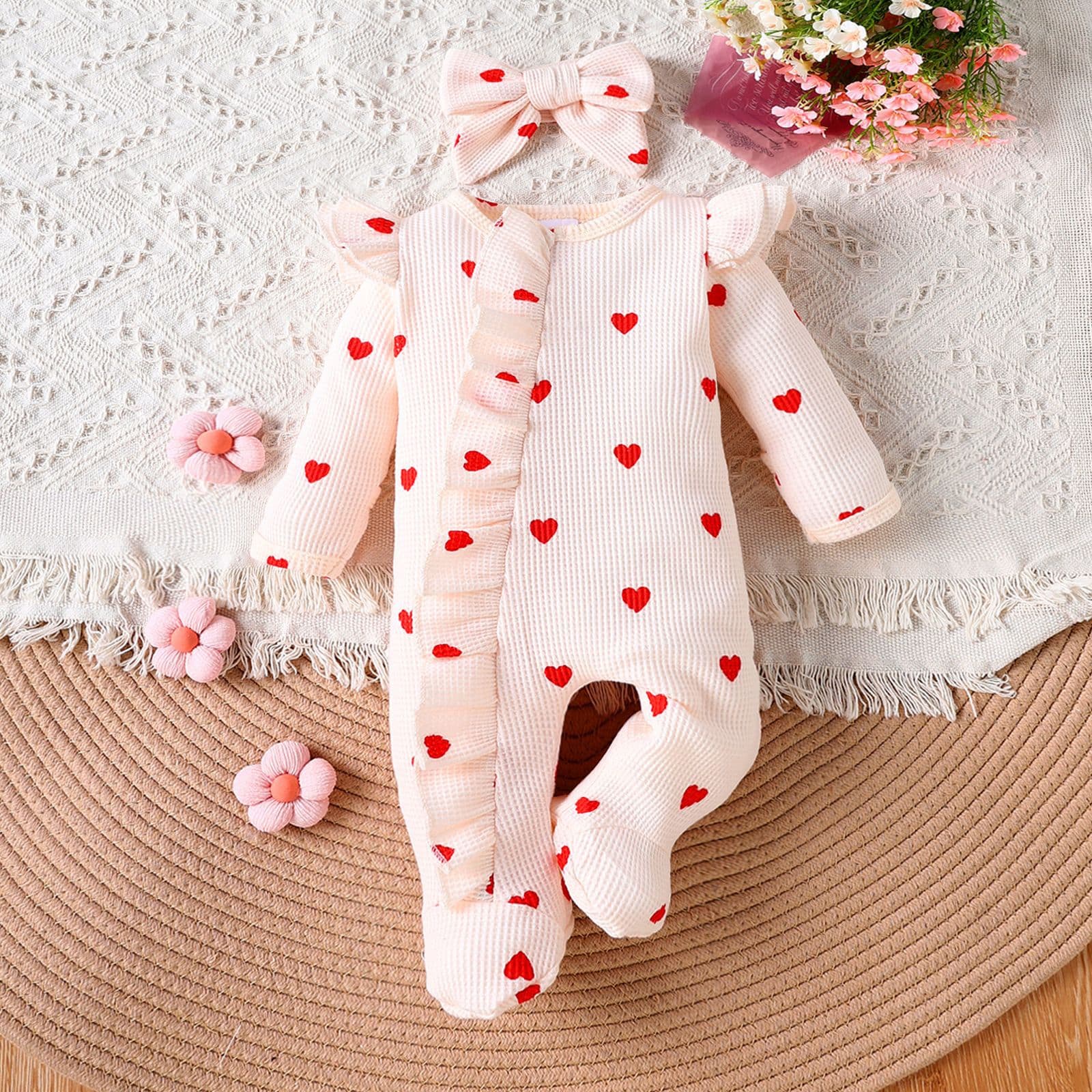 Children's Clothing European and American Autumn and Winter Valentine's Day Wafflour Love Printed Foot-connected Clothes Hair Band suit