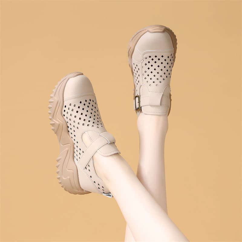 Women's genuine leather platform sandals, 2025 summer new style, hollowed-out white shoes, breathable perforated shoes, casual beach shoes.