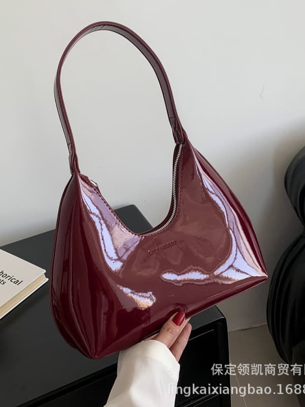 Cross-Border Trend Women's Bag 2026 New Fashion Underarm Bag Patent Leather Shiny Handbag Simple Versatile Shoulder Bag