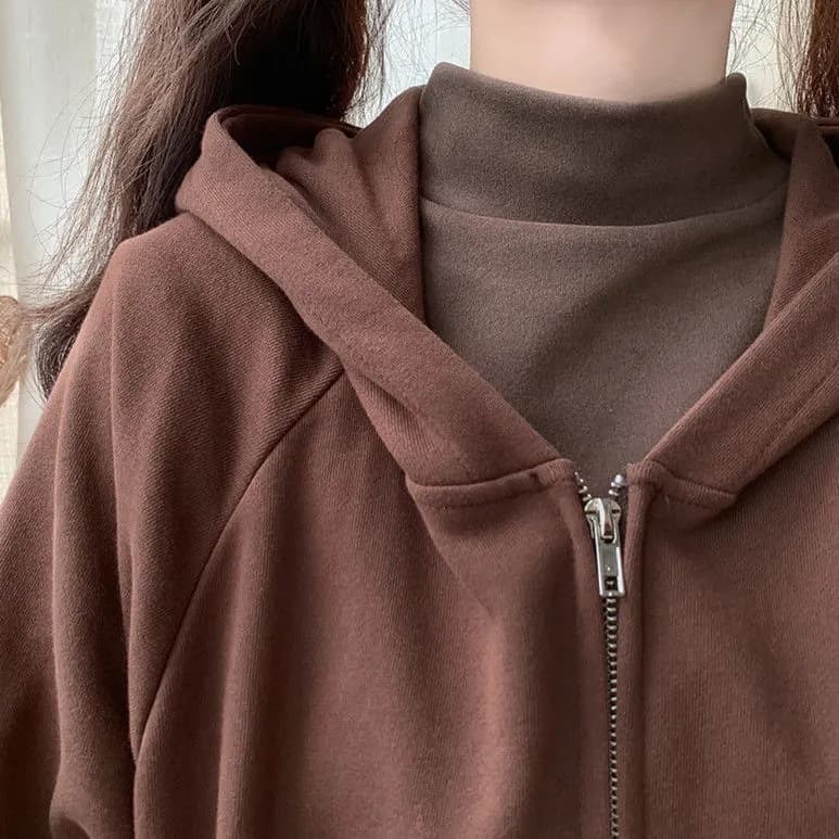 Women's high-neck fleece undershirt, autumn and winter versatile, 2026 new style, fleece-lined and thickened, fashionable long-sleeved inner top.