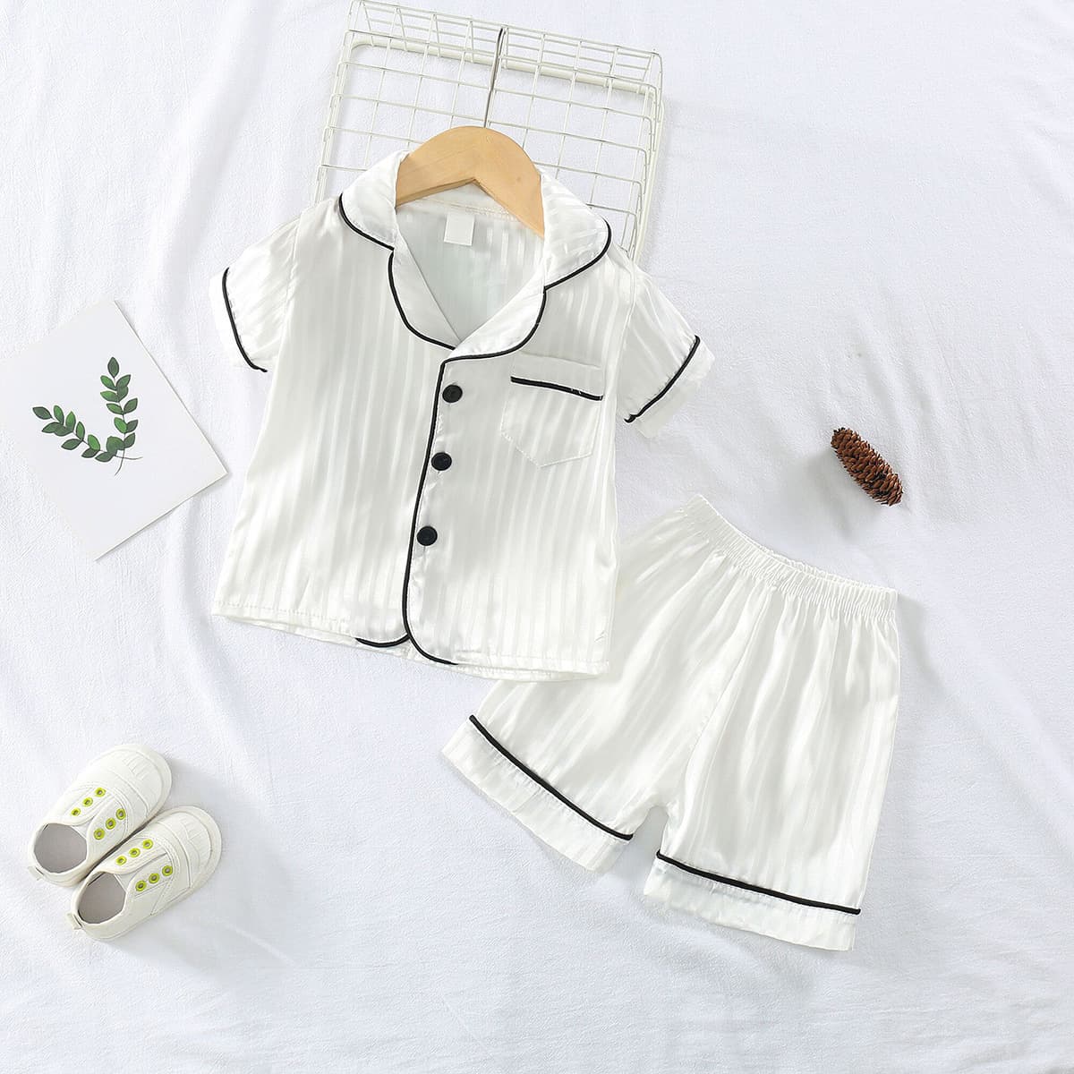 Foreign trade children's pajamas summer thin children's set home wear imitation silk children's air-conditioned clothes short sleeves and shorts