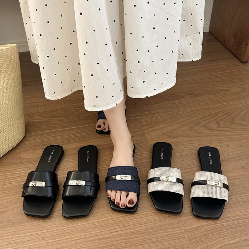 Summer French Square Toe Flat Slide Sandals for Women with Metal Buckle, Casual Beach Flip Flops