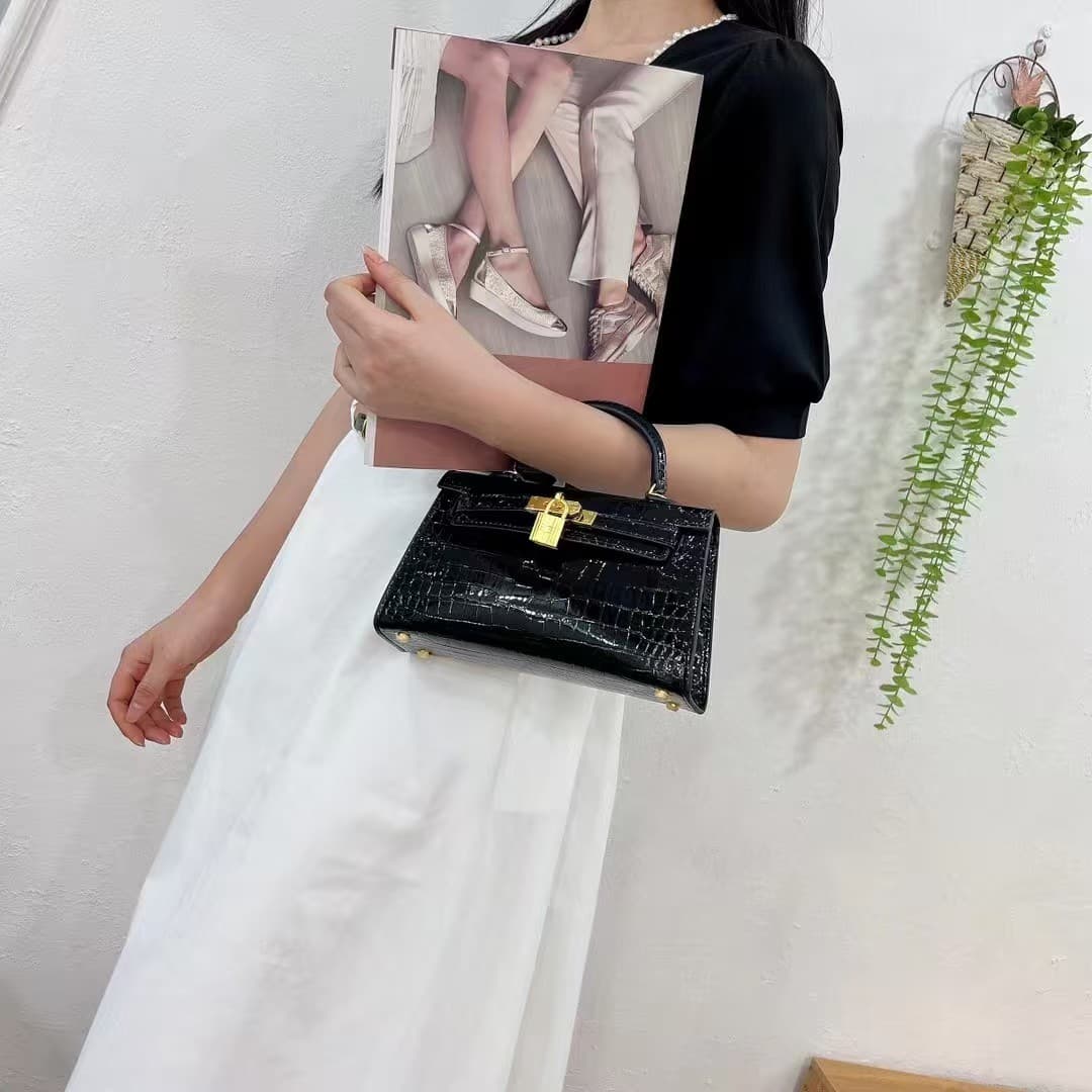 Kelly Bag Women 2026 New Exquisite Crossbody Bag Mini Crocodile Pattern Bag Premium Mini Handbag