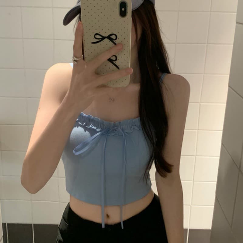 New summer style pure and alluring BM camisole for women, ruffled slim fit, with integrated bra pads, one-piece base layer top.