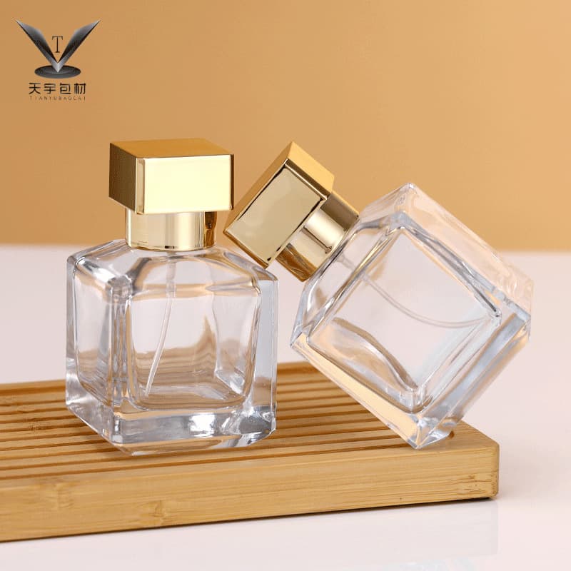 New Square Perfume Bottle Electroplated High-End Light Luxury Cosmetic Packaging Bottle Thickened Crystal White Material Glass Spray Bottle