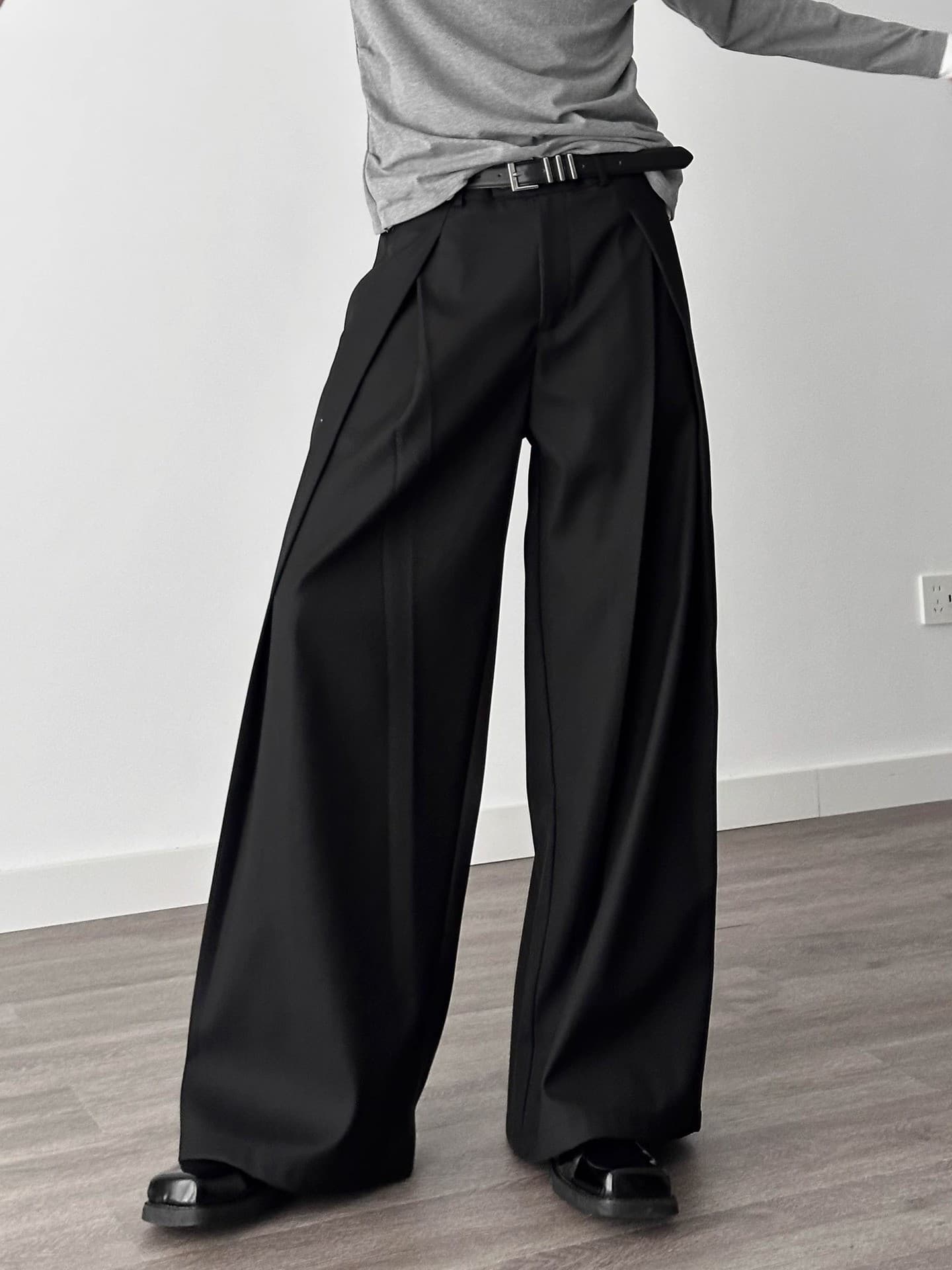 Pleated Wide-Leg Pants A-Line Casual Trousers for Men New Summer Design Loose Draped Floor-Length Dress Pants