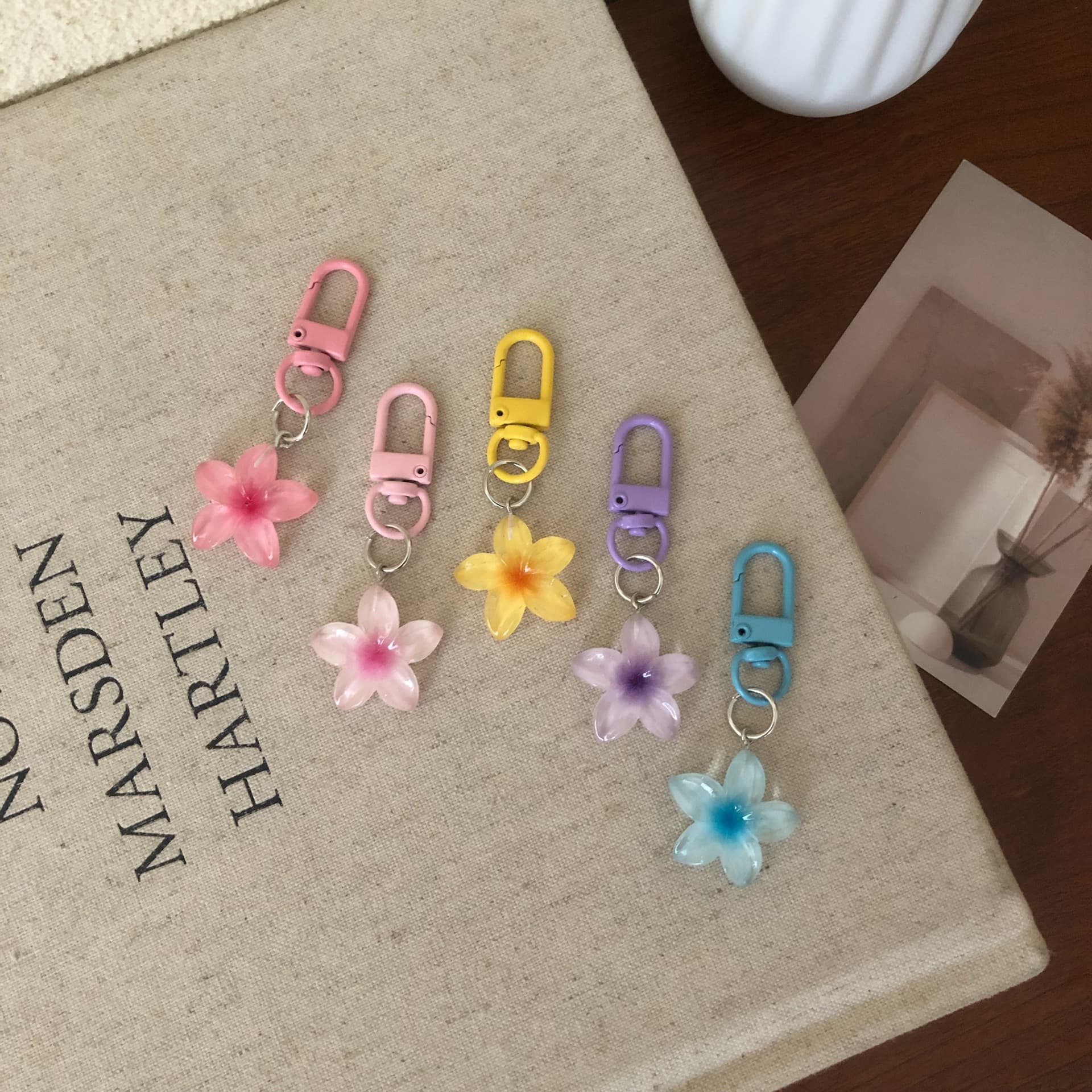Cute Cherry Blossom Resin Keychain Women Ins Style Transparent Flower School Bag Charm Student Creative